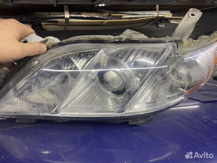 Camry 40 фара левая