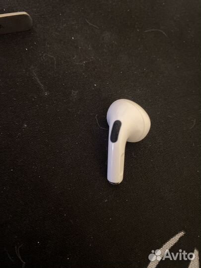 Правый наушник airpods pro 1