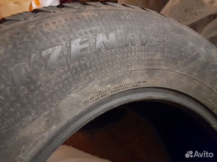 Kumho I'Zen RV Stud KC16 285/60 R18 116T
