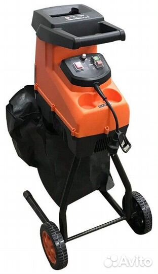 Эл. садовый измельчитель 