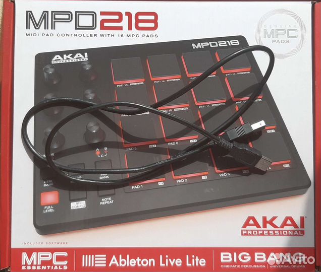 Akai PRO MPD218 midi-контроллер