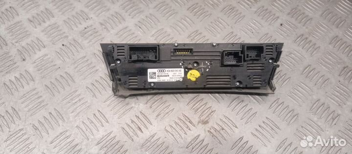 Блок управления климатической установкой Audi A6