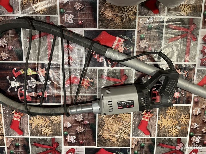 Сдаю в аренду глубинный вибратор для бетона