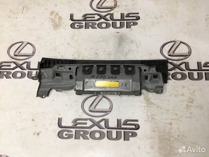 Подушка безопасности передняя правая Lexus Is220D