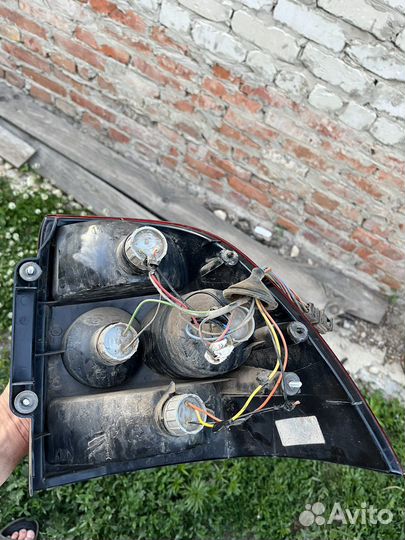 Фары на priora