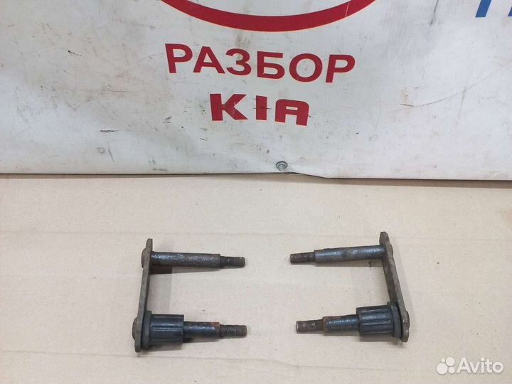 Крепление рессоры Hyundai Grand Starex