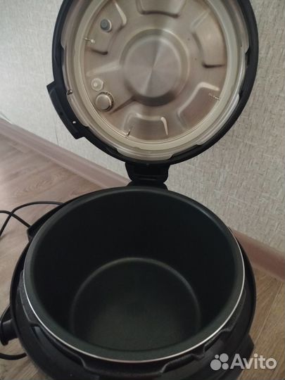 Мультиварка скороварка redmond