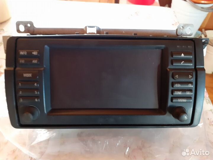 Музыкальный центр BMW