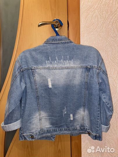Джинсовая куртка