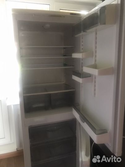Холодильник атлант бу