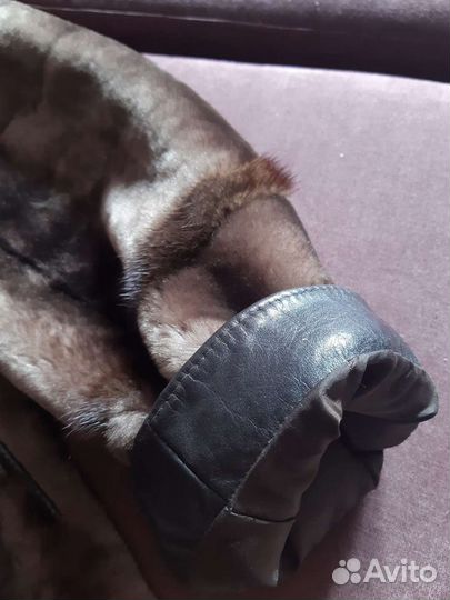 Шуба мутоновая с капюшоном