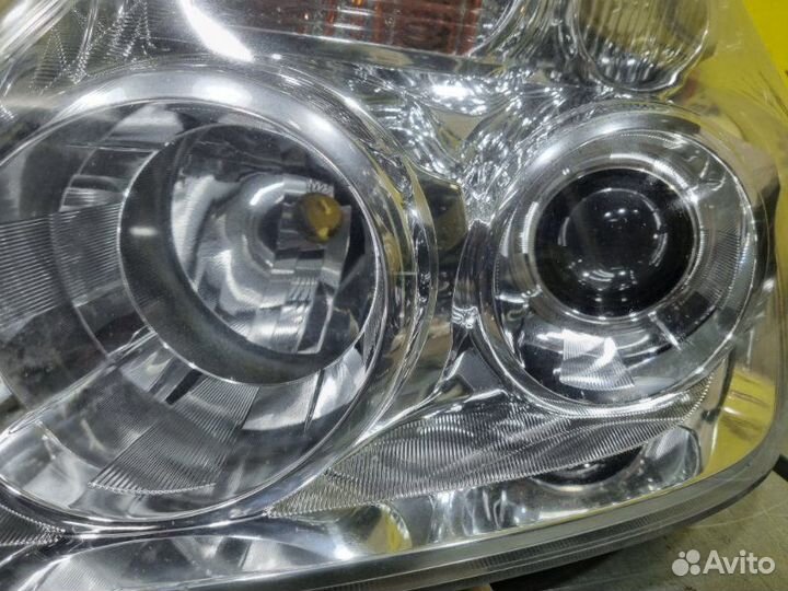 Фара левая Nissan Patrol