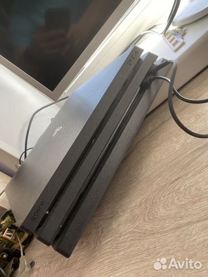 Sony playstation ps4 pro 1tb