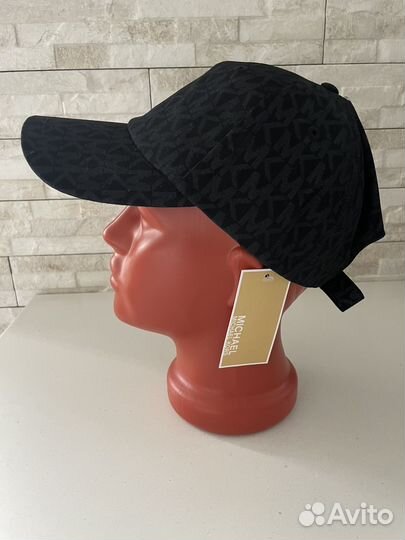 Бейсболка Michael Kors (новая,оригинал )