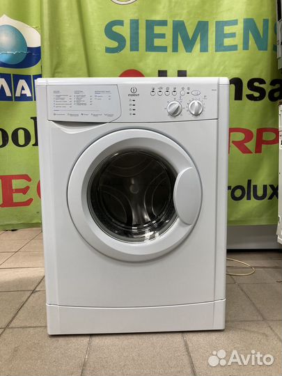 Стиральная машина Индезит Wisl82