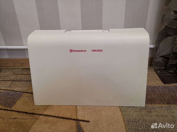 Швейно-вышивальная машина Husqvarna