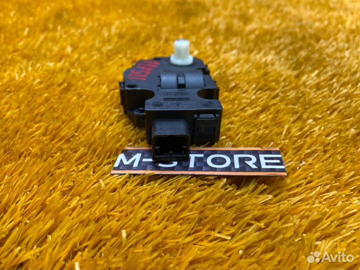 Привод заслонки отопителя Mercedes-Benz S-Class