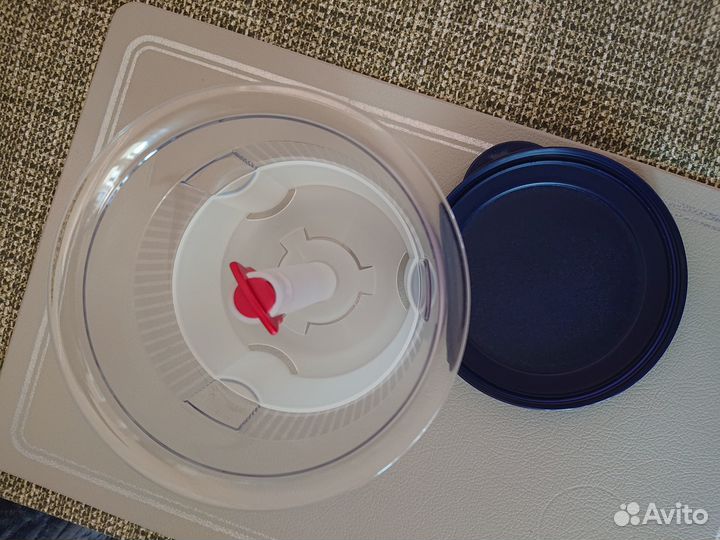 Деликатесница Tupperware