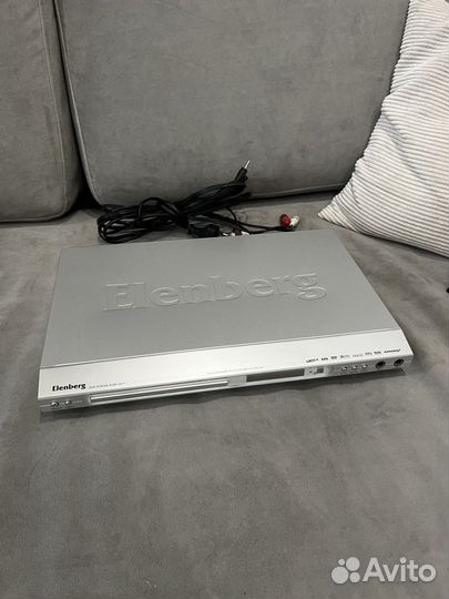 DVD плеер Elenberg