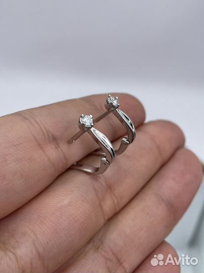 Золотые серьги с бриллиантами 0.2 ct
