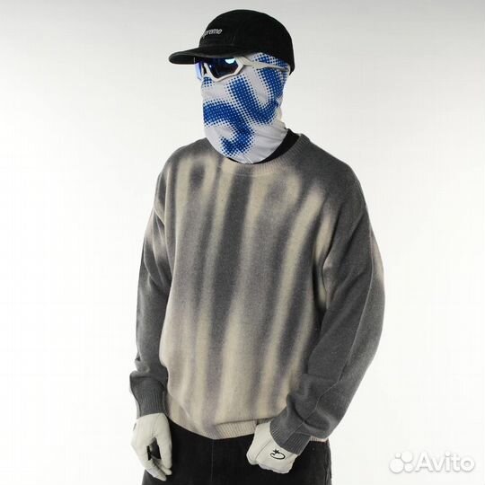 Свитер Supreme Blurred Logo