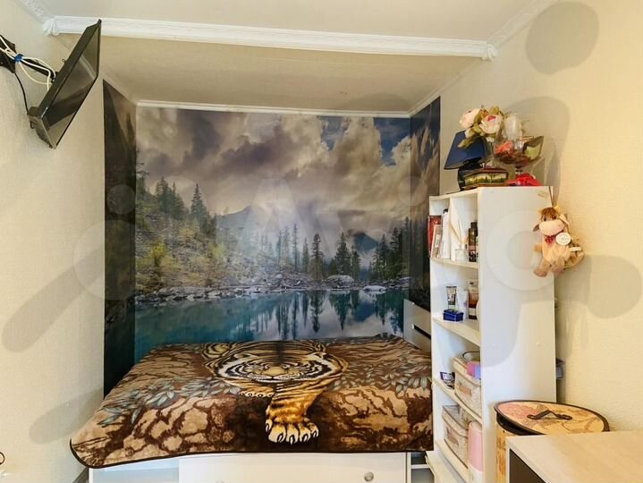 2-к. квартира, 42 м², 2/4 эт.