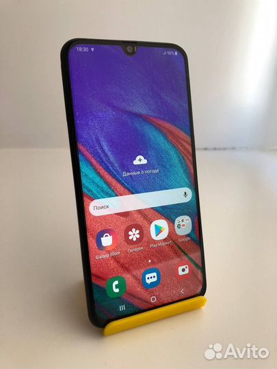 Samsung Galaxy A40, 4/64 ГБ