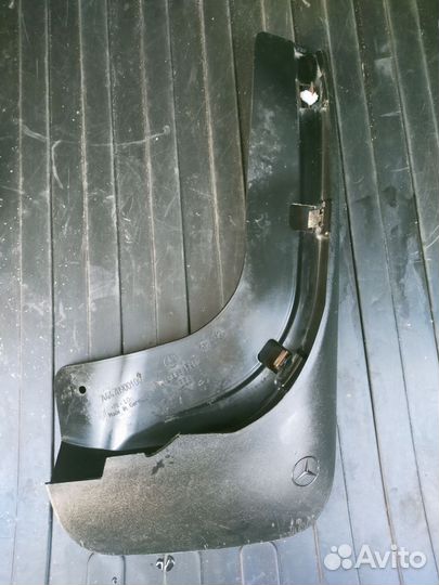 Брызговики задние Мерседес V 250