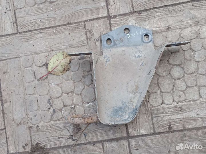 Ситроен с-элизе петля буксирная задняя