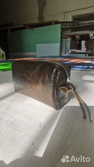 Нессер из натуральной кожи