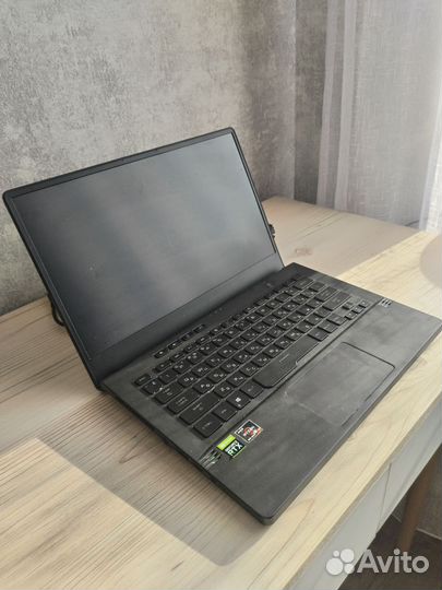 Asus rog zephyrus g14