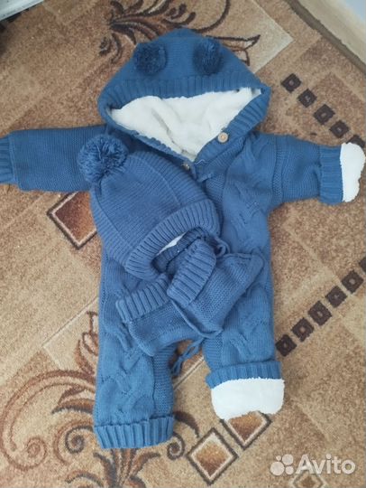 Вязаный комплект для малыша