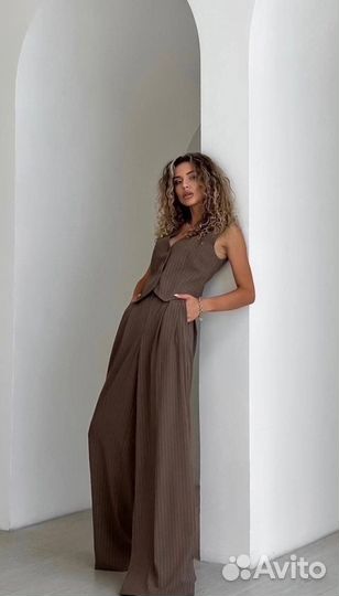 Костюм брюки палаццо и жилетка