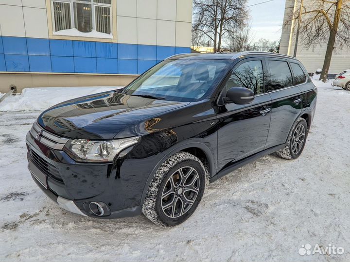 Mitsubishi Outlander 3.0 AT, 2014, 110 200 км