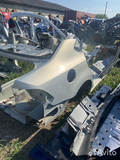 Volkswagen polo sedan заднее правое крыло