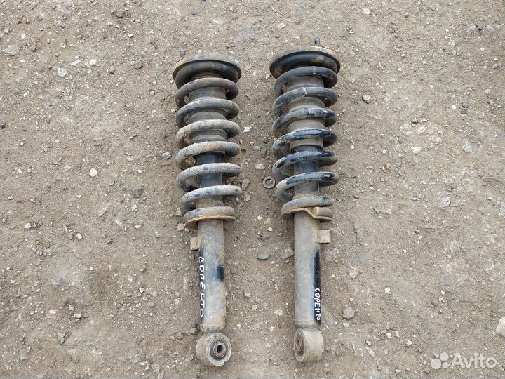 Передние стойки KIA sorento 2005г. 2.5 aт дизель