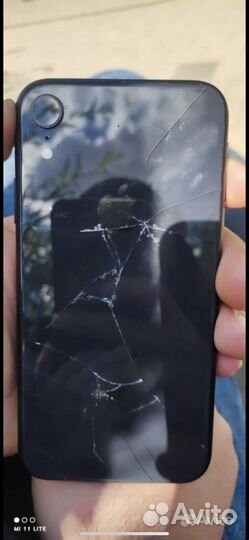 iPhone Xr, 64 ГБ