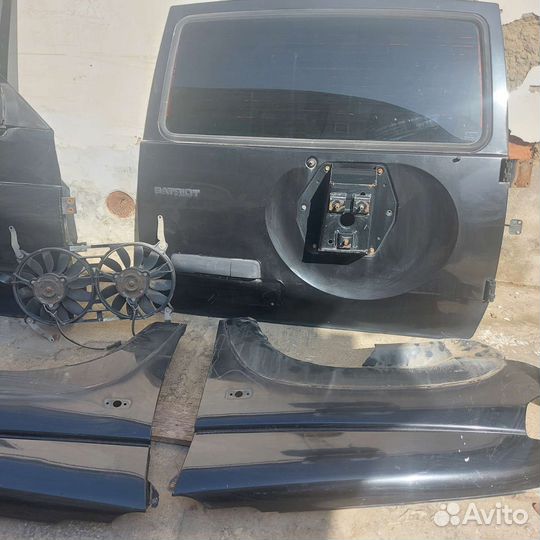 Запчасти и двери на Патриот