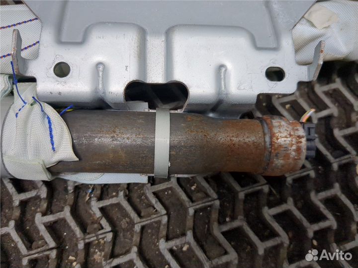 Подушка безопасности боковая Mitsubishi L200, 2015