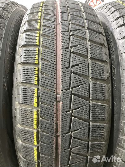 Bridgestone Blizzak Revo GZ 205/60 R16 88M