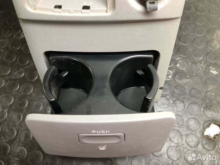 Подстаканник Kia Sorento BL