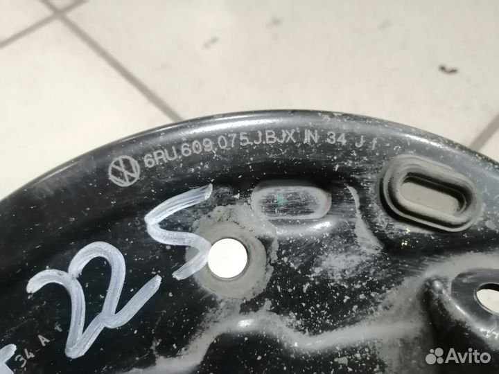 Тормозной щит барабана Volkswagen Polo.Оригинал бу