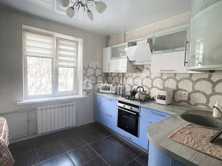 3-к. квартира, 73,4 м², 1/10 эт.