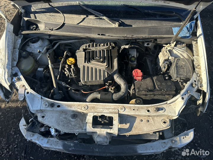 Renault logan 2 разбор по запчастям