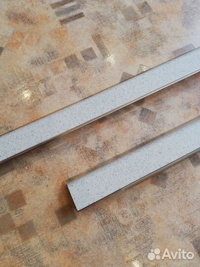 Плинтус кухонный