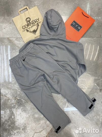 Мужской спортивный костюм nike oversize