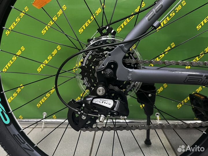 Велосипед горный Stels Miss 6100 MD 26