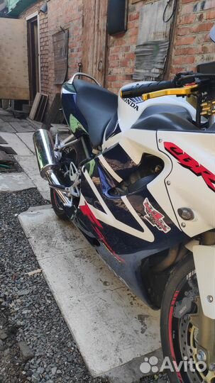 Honda CBR 600 f4i