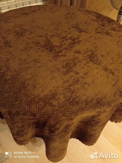 Скатерть 1.4*1.4 шенилл