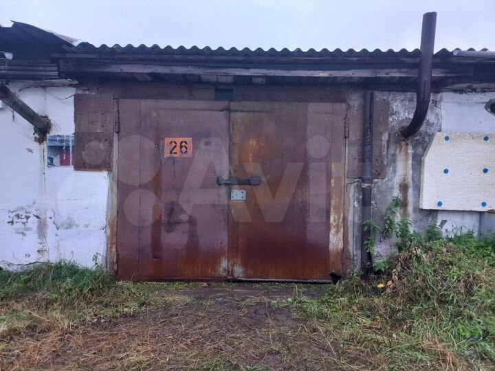 Гараж, > 30 м²